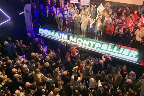 Foule pour le meeting de Michaël Delafosse au Rockstore