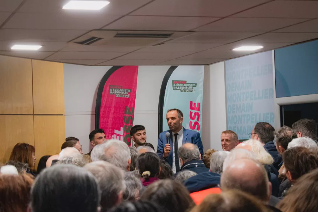 Michaël Delafosse a pris la parole pour remercier chaleureusement celles et ceux qui ont fait le déplacement.